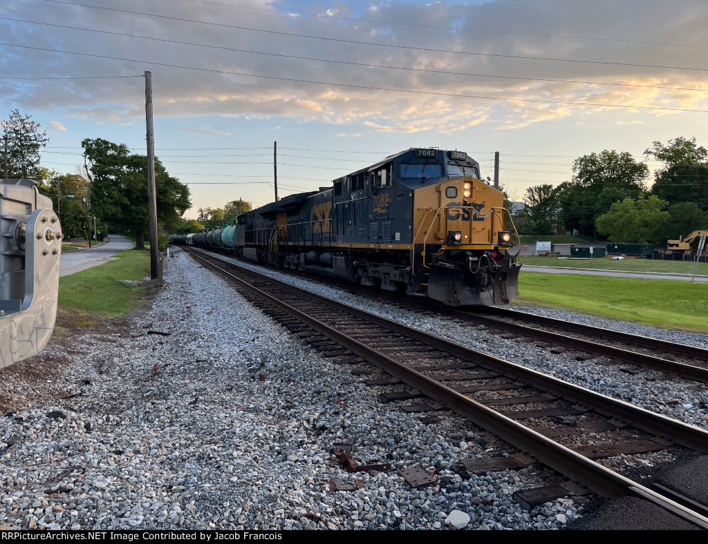 CSX 7082